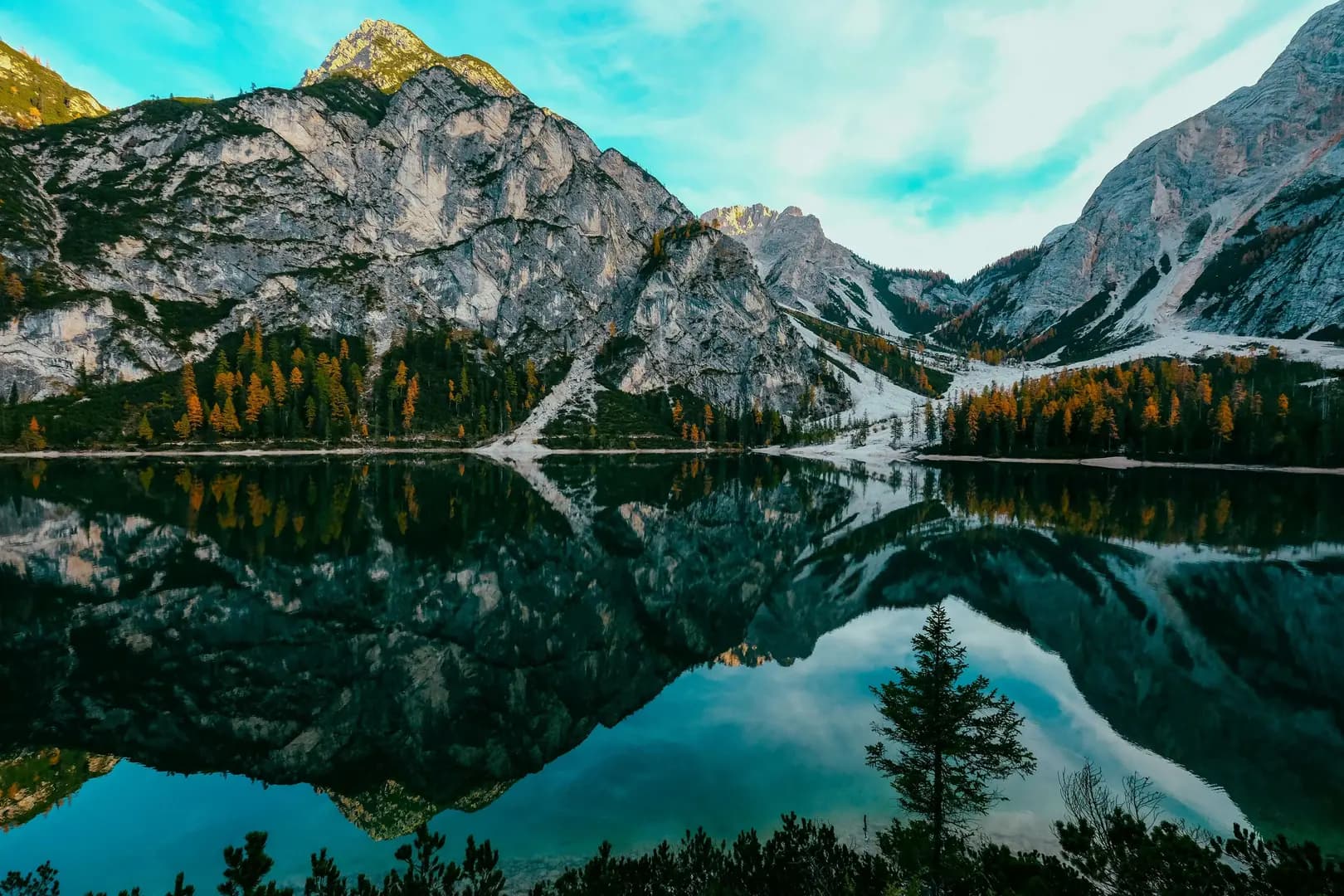 Photo by Francesco Ungaro